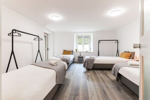 Laptop workspace, free WiFi - Nine Horizons Belém (Lisbon)