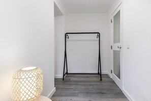 Deluxe-íbúð | Vinnuaðstaða fyrir fartölvur, ókeypis þráðlaus nettenging