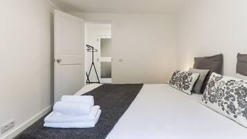 Apartamento luxo | Espaço de trabalho para notebook, Wi-Fi de cortesia