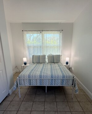 3 bedrooms, WiFi, bed sheets - Charming 3-bedroom house with private pool and yard in Vero Beach, Florida (Vero Beach)