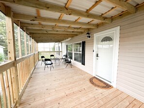Terrace/patio - Angler's Paradise: Your Ultimate Fisherman's Getaway in Port Sulphur, LA (Port Sulphur)