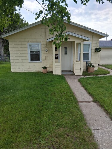 Cute and Cozy 1-bedroom cottage in Two Rivers