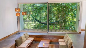 家庭單棟房屋, 露台, 山景 | 客廳 | 50 吋智能電視連有線電視頻道