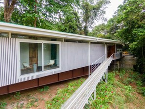 Front of property - Casa Bromelia (Savegre)