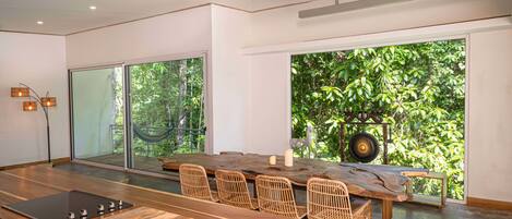 Casa família, sacada, vista para a montanha | Cozinha privada