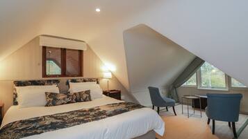 3 kamar tidur dan didekorasi berbeda-beda