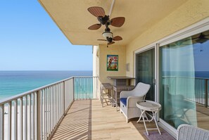 Terrace/patio - PCB Corner Condo with Endless Views. Book today! (Panama City Beach)