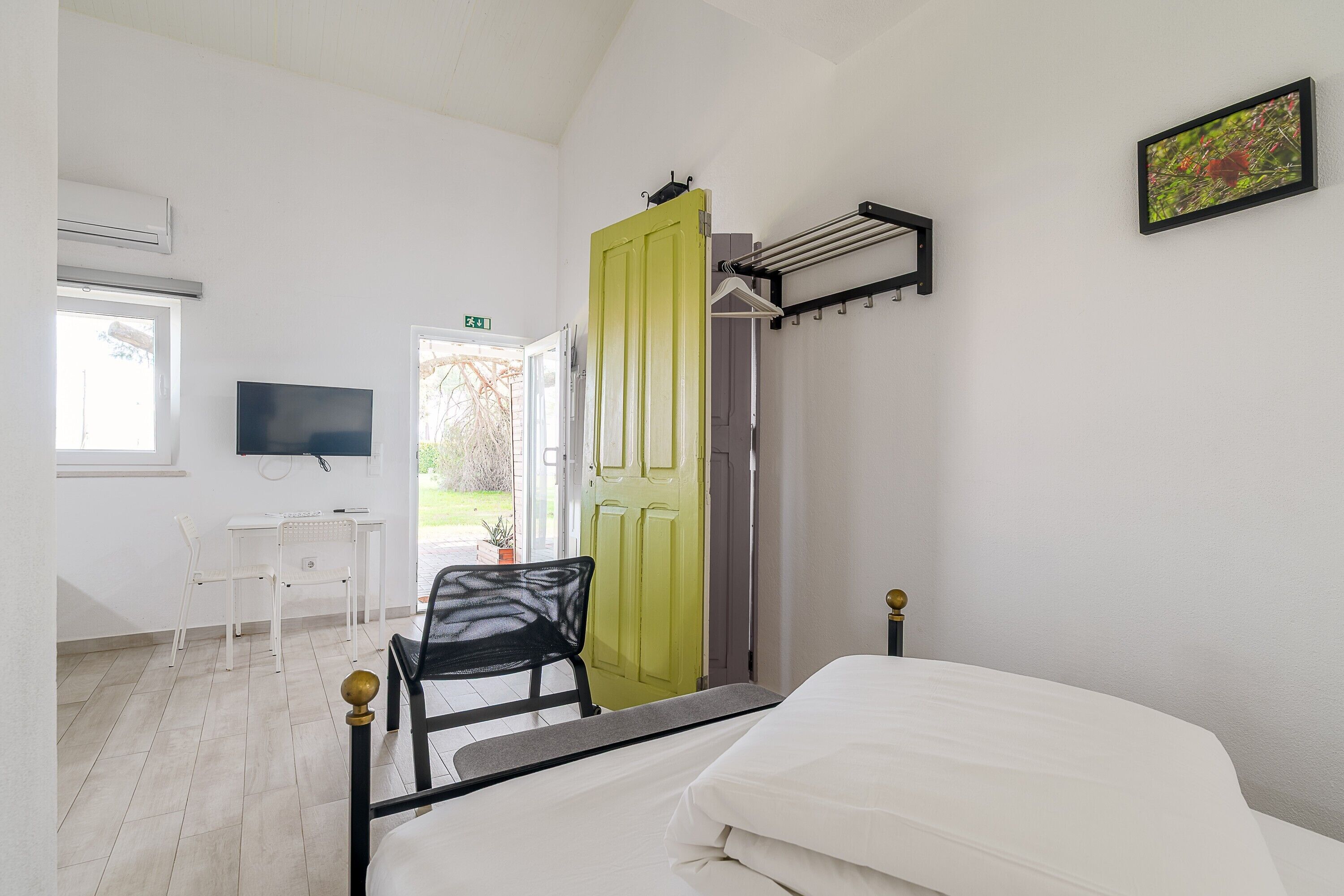 1 多间卧室、熨斗/熨衣板、WiFi、床单