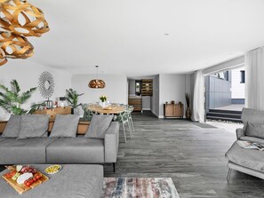 Interior - Huxham View and Annex (Exeter)
