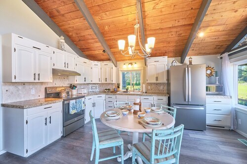 Welcoming 3-bedroom cabin in Ocean Park