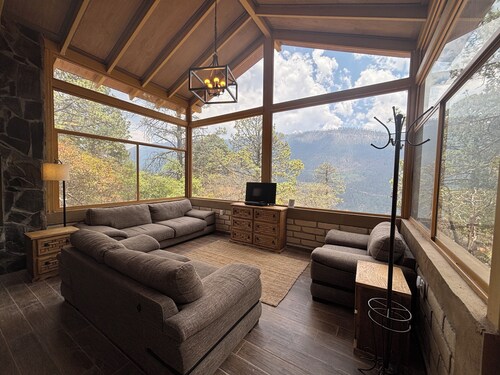 Bosques de Monterreal cabin, close to the golf course