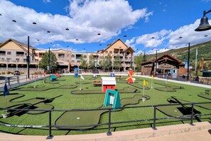 Property grounds - Keystone Mountain Escape (Keystone)