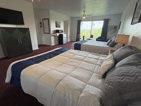 1 bedroom, free WiFi, bed sheets. Schooner #242 @ Bel Arco on Bull Shoals Lake