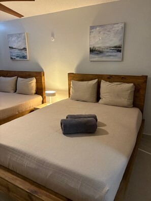 3 makuuhuonetta, silitysrauta/-lauta, vauvan matkasänky, ilmainen Wi-Fi