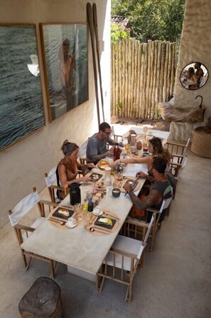Free daily continental breakfast  - Pousada Zinga Caraíva (Porto Seguro)