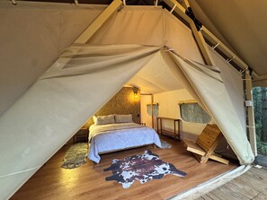 Deluxe Cabin, Mountain View - Lattitude Glamp (Valle de Bravo)