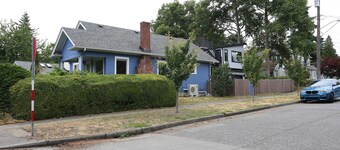 Green Lake · 3BR + Office · Sleeps 6 · Near Light Rail Station, Freeway & Bus