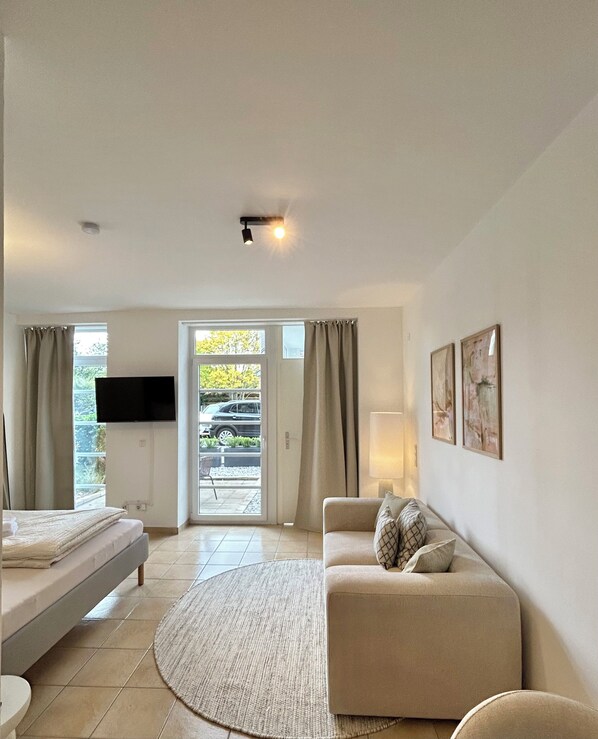 1 غرفة نوم ومكواة/لوح كي وواي فاي مجانًا وملاءات أسرّة