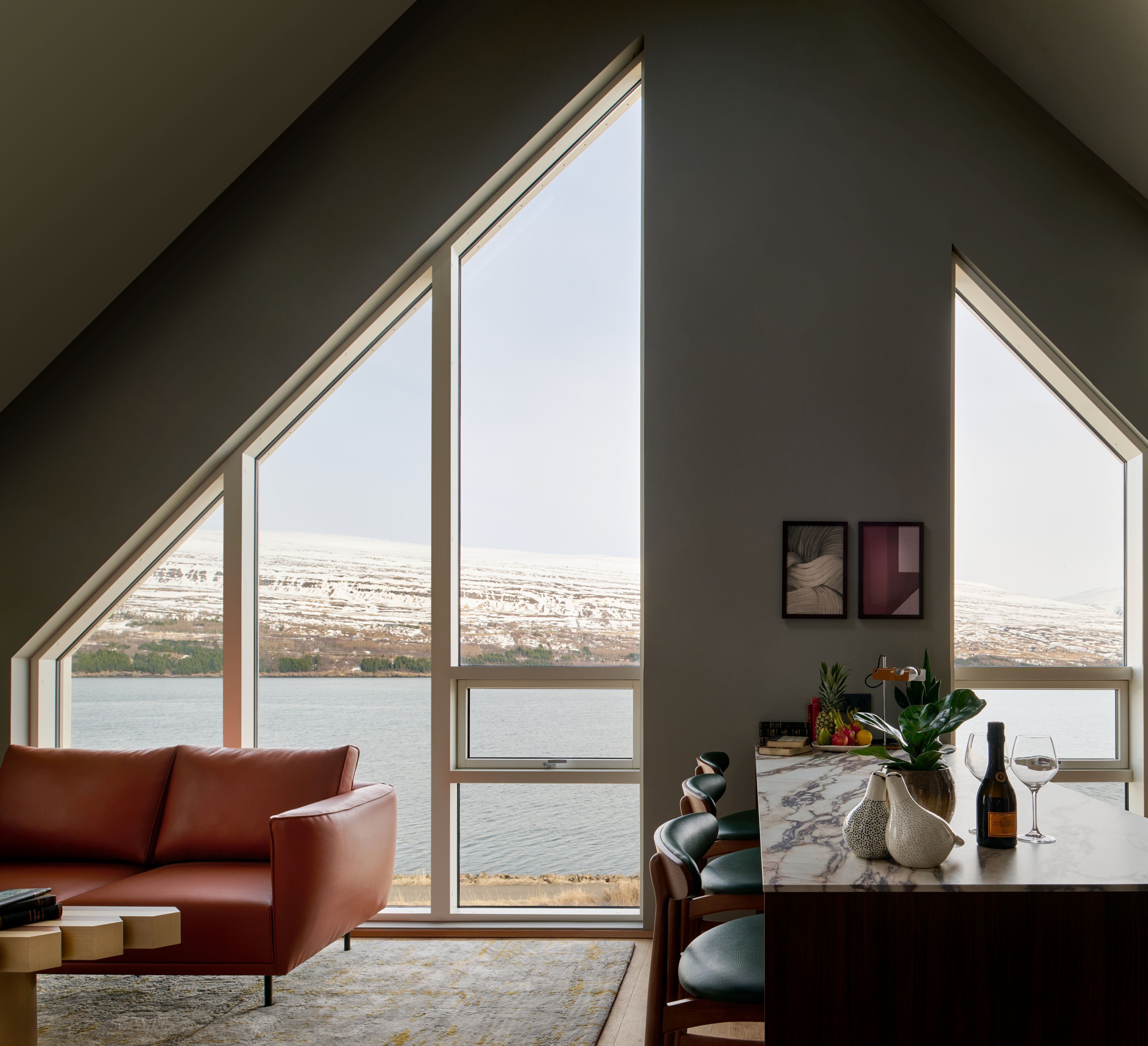 Suite, 2 Bedrooms (Apartment) | In-room safe, iron/ironing board, free WiFi