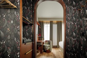 Family Room, 1 King Bed, Connecting Rooms | In-room safe, iron/ironing board, free WiFi