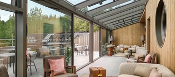Skald Akureyri, Curio Collection by Hilton