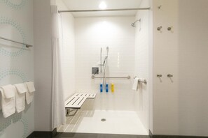 Bathroom shower - Tru By Hilton Hazleton (Hazleton)