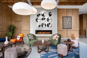 Lobby - Hilton Garden Inn Brasov (Brasov)