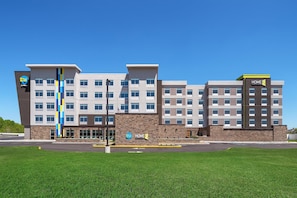 Exterior - Tru By Hilton Burlington, Nj (Burlington)