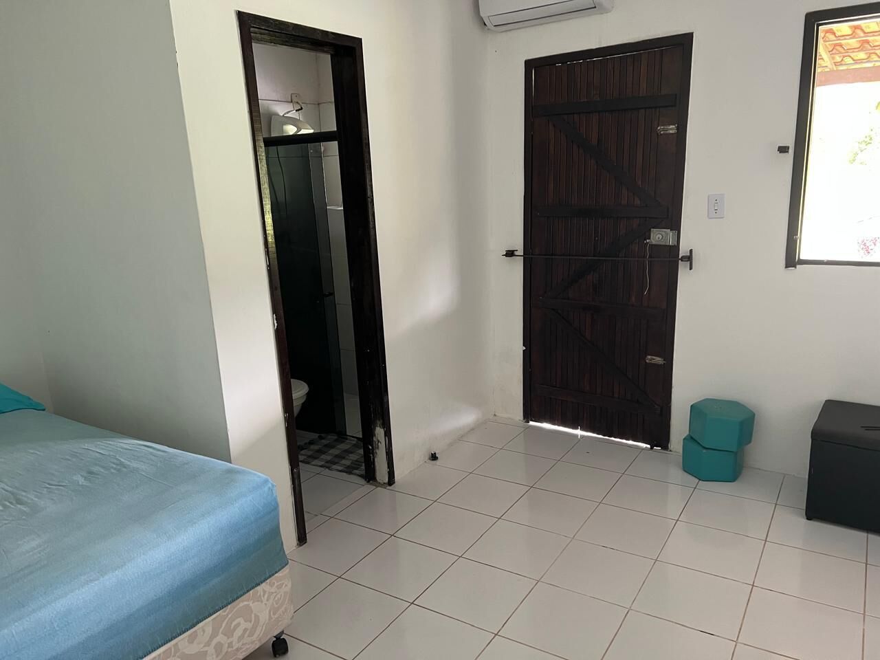 6 quartos, Wi-Fi de cortesia