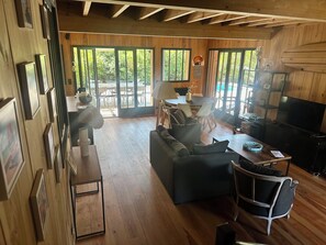 Living area - TYPICAL WOODEN HOUSE IN CAP FERRET (Lège-Cap-Ferret)