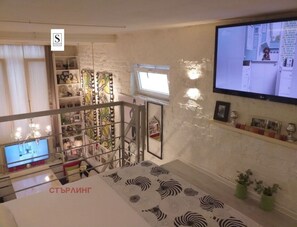 1 dormitorio, tabla de planchar con plancha, wifi y ropa de cama