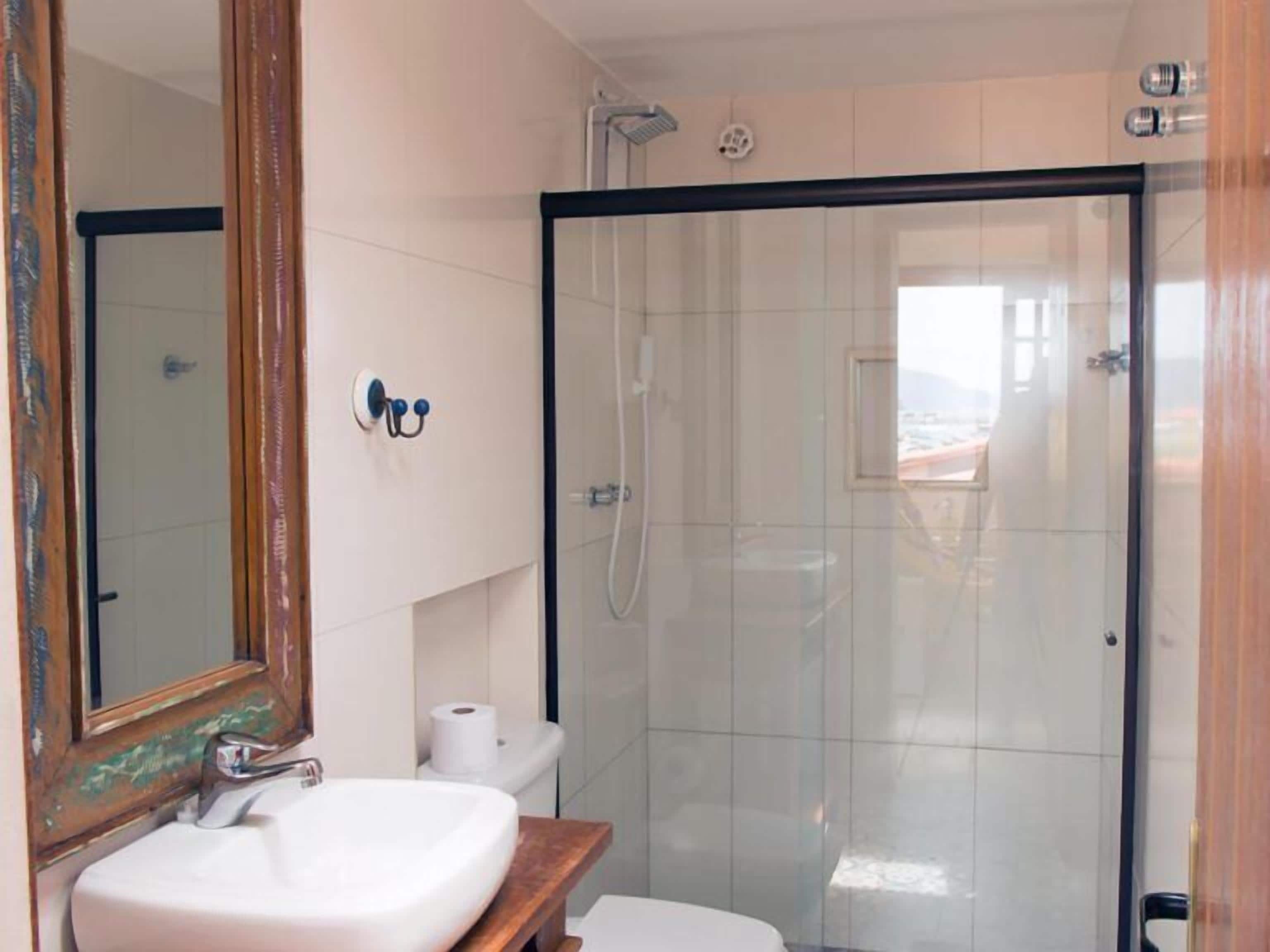 Suite superior | Baño | Ducha