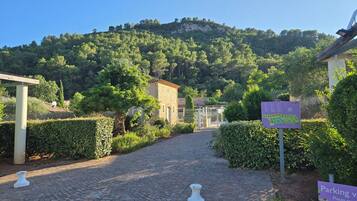 Enceinte de lâhĂ©bergement