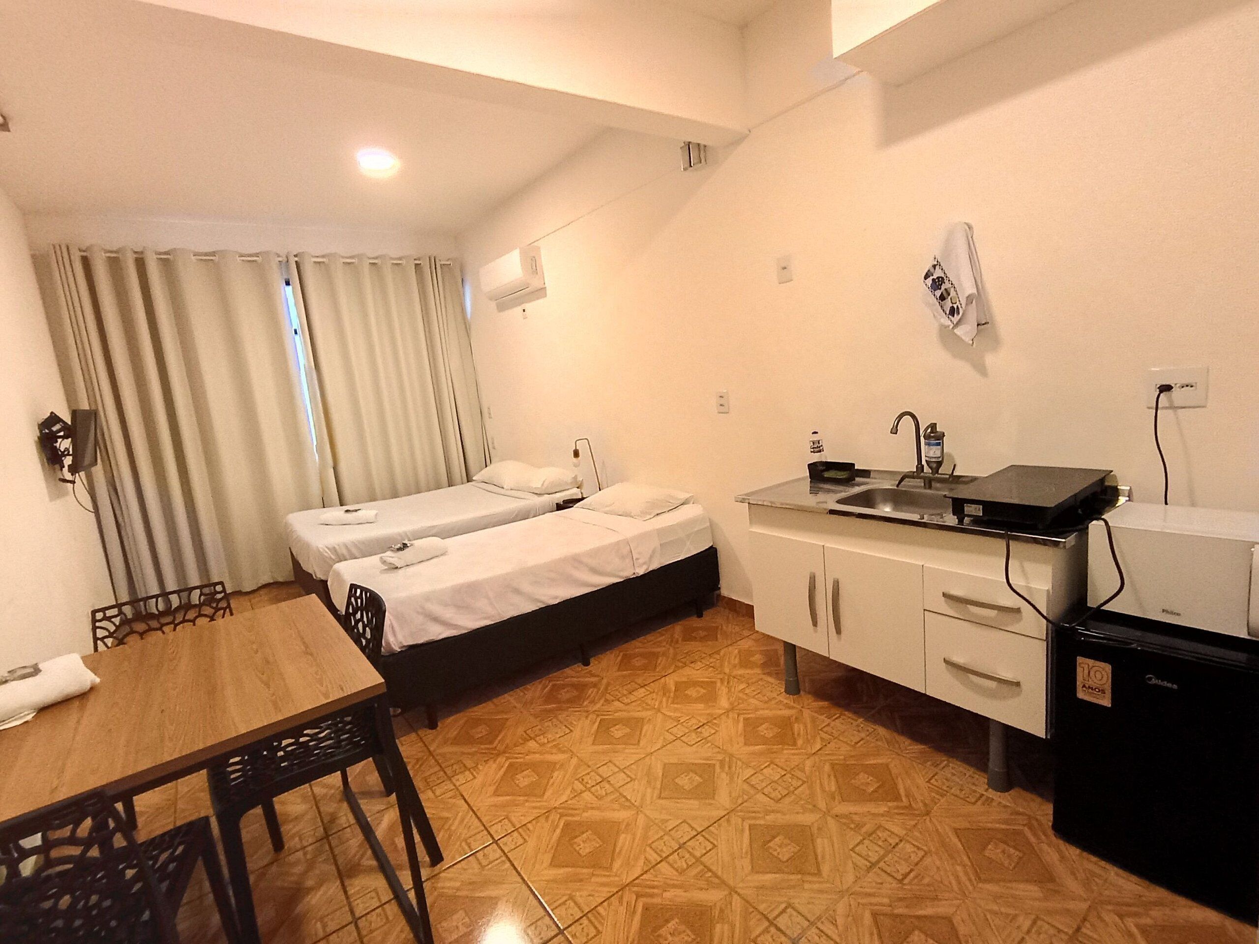 Economy Studio | Free WiFi