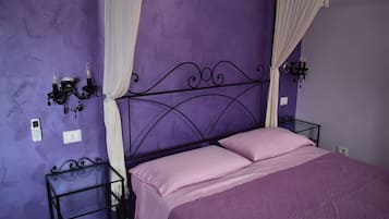 Chambre Double, vue lac | Bureau, espace de travail pour ordinateur portable, Wi-Fi gratuit