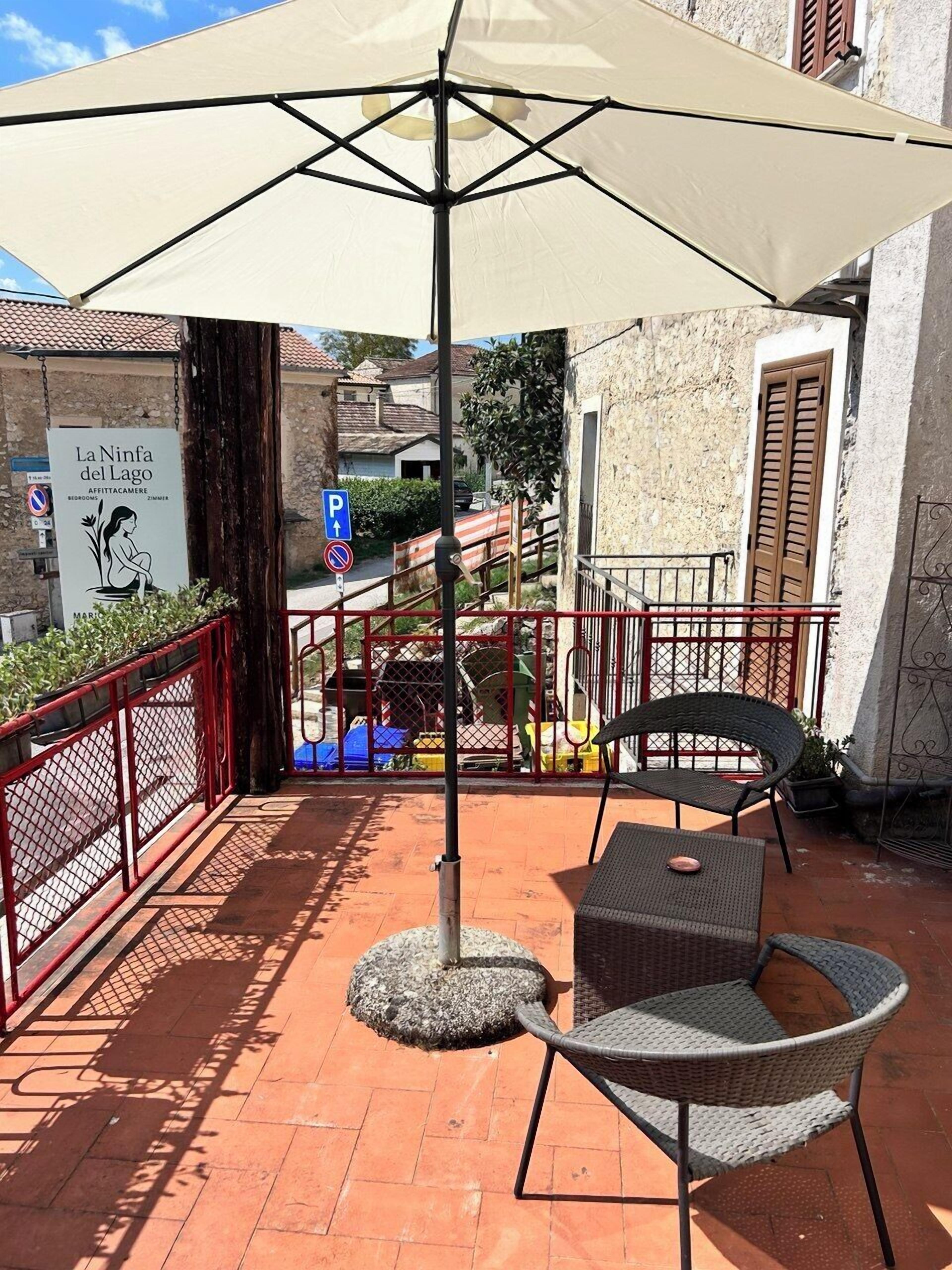 Superior-Doppelzimmer, Seeblick, auf dem Wassser | Schreibtisch, laptopgeeigneter Arbeitsplatz, kostenloses WLAN