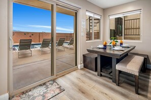 Outdoor dining - Sand Hollow 3808, Private Pool & Hot Tub, Sleeps 42, and Near Sand Hollow! (Hurricane)