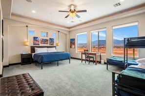 11 bedrooms, iron/ironing board, free WiFi, bed sheets - Sand Hollow 3808, Private Pool & Hot Tub, Sleeps 42, and Near Sand Hollow! (Hurricane)