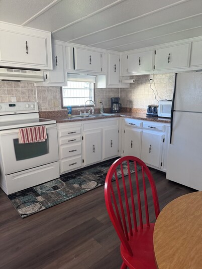 Charming 2-bedroom mobile home with Country Living in Wonderful Worland