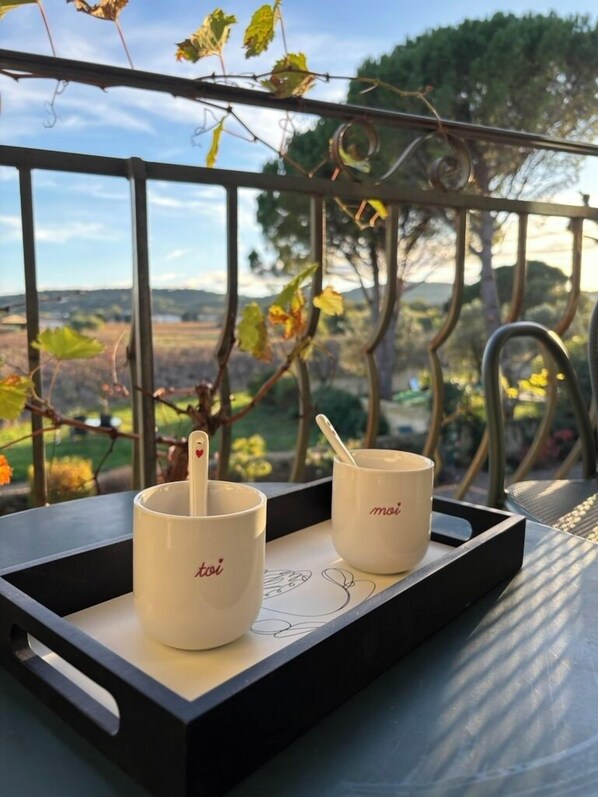 Deluxe Double Room, Vineyard View | Terrace/patio