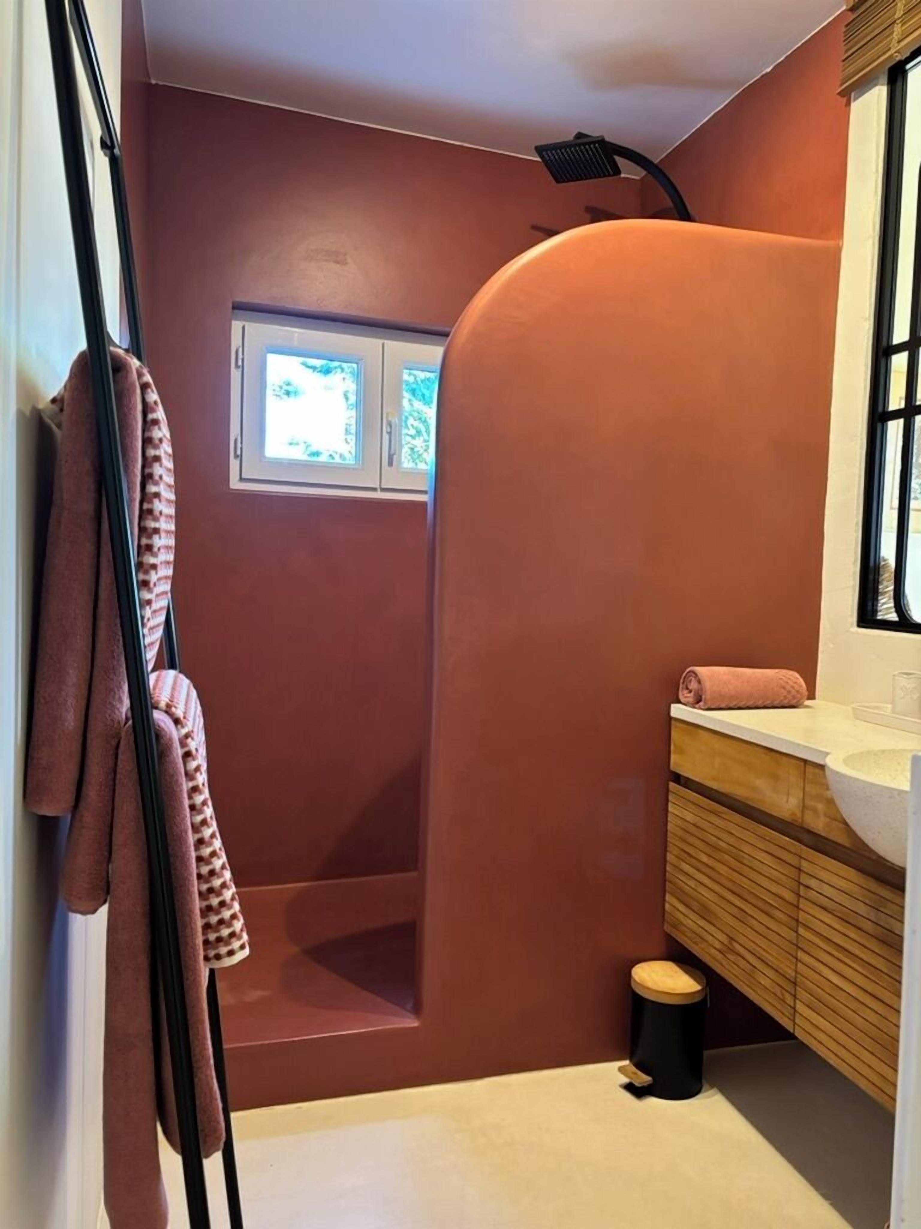 Deluxe Double Room, Vineyard View | Bathroom