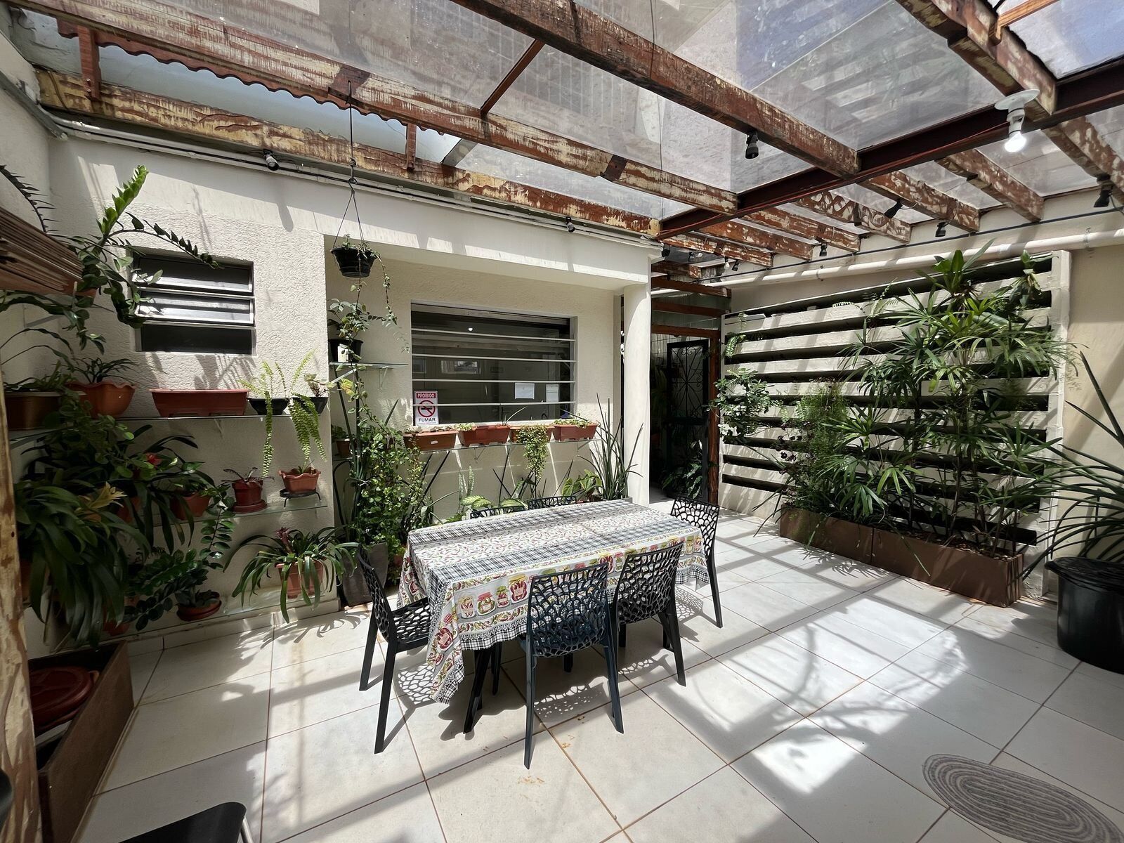 Suite | Outdoor dining
