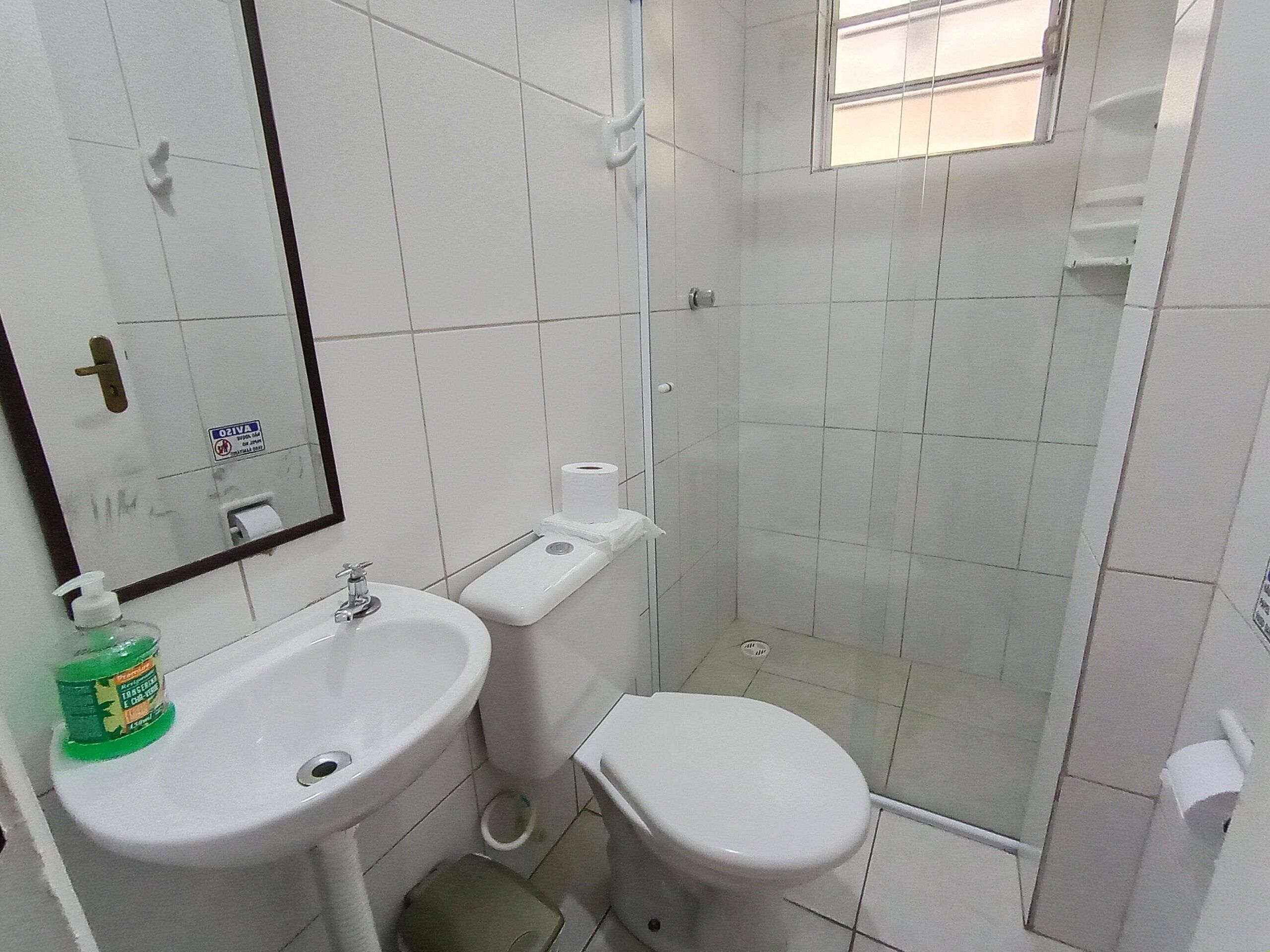 Economy Suite | Bathroom