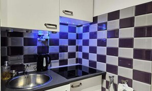 Microwave, cookware/dishes/utensils - Apartment in Pra-loup Near Molanes Lift (Uvernet-Fours)