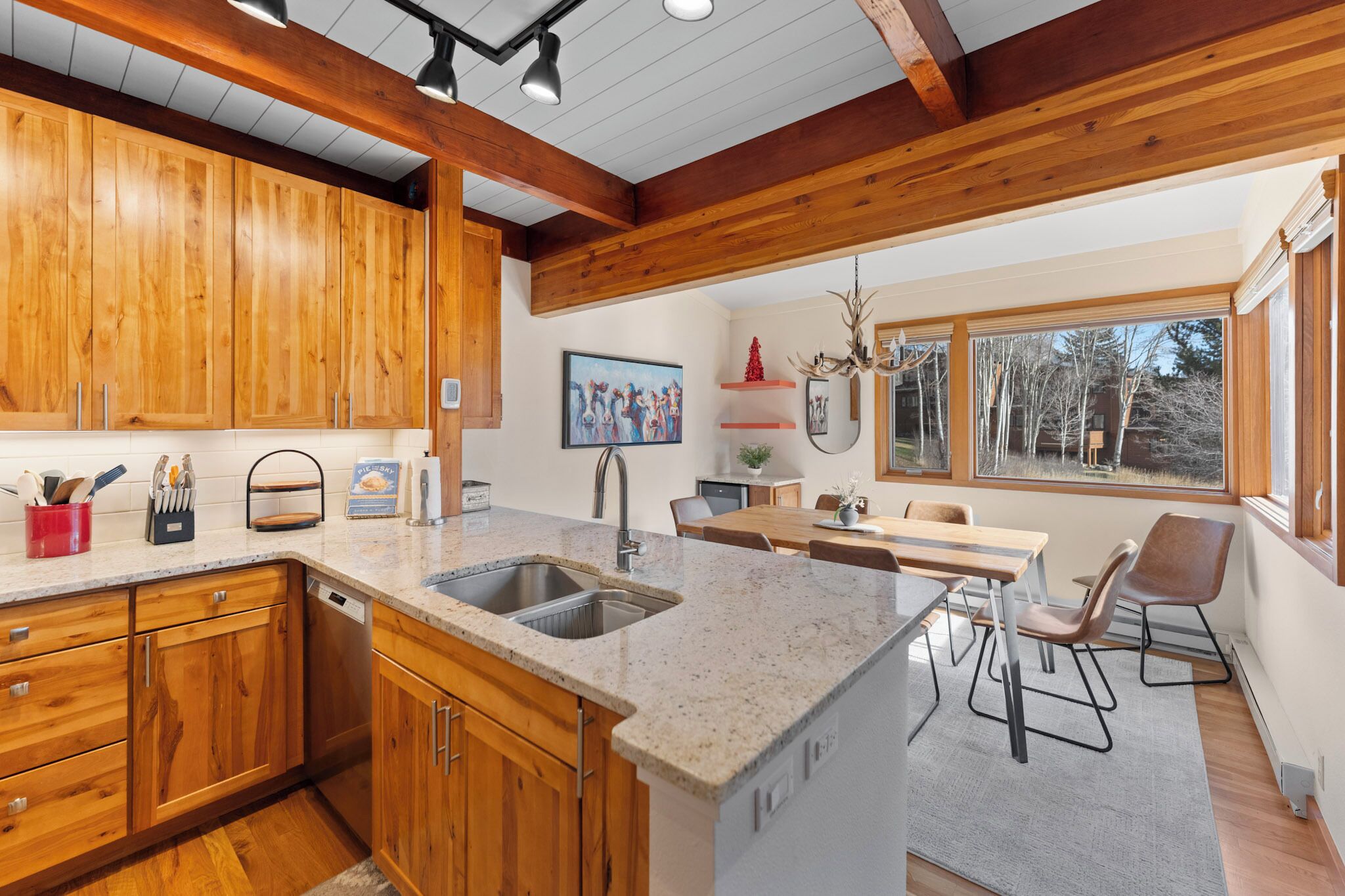 Studio (2 Bedrooms) | Ngoại thất