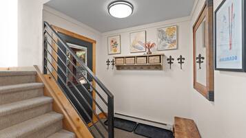 Studio (3 Bedrooms) | Exterior