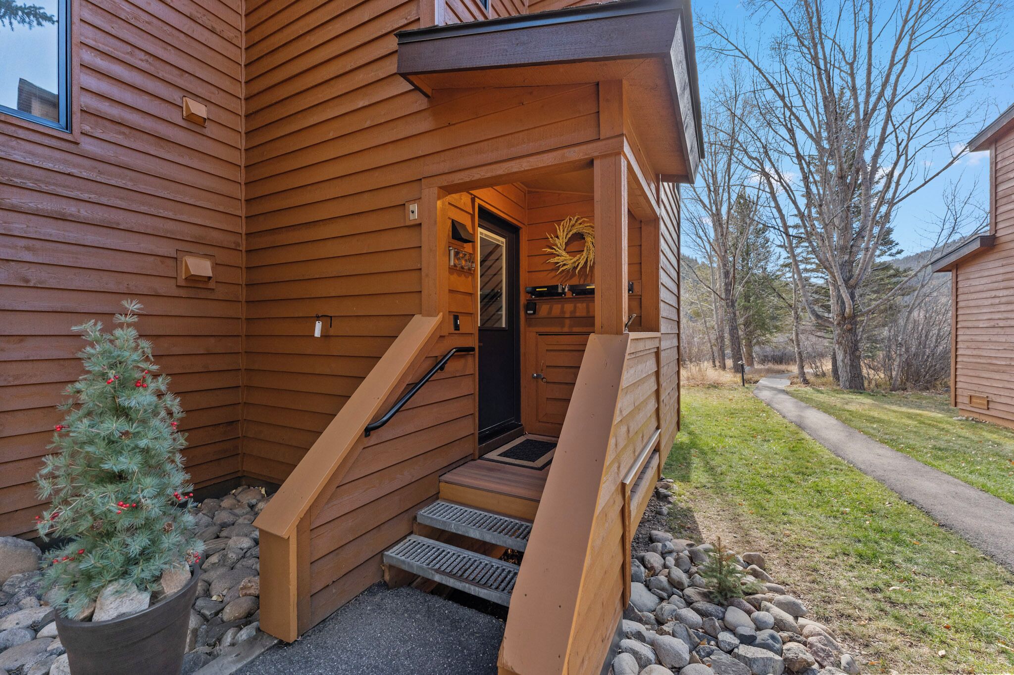 Studio (3 Bedrooms) | Exterior