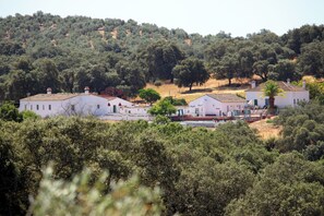 Vil·la superior, pati, vistes a la muntanya | Terrassa o pati