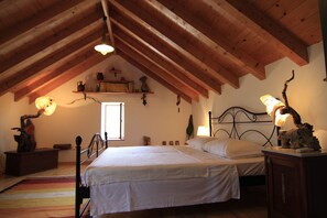 Villa | 3 bedrooms, iron/ironing board, bed sheets - Villa Dol-three Bedroom Villa With Pool (Postira)