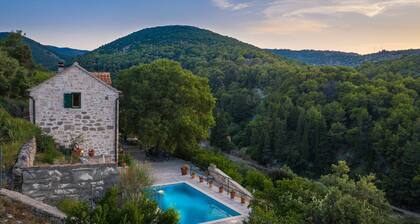 Villa Dol-three Bedroom Villa With Pool